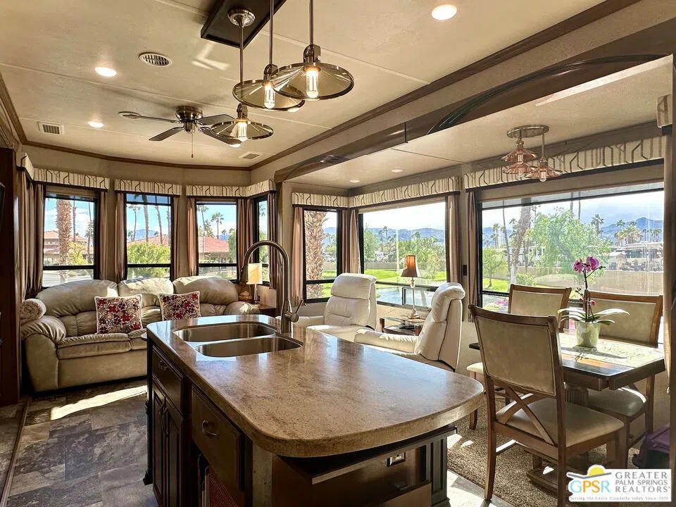 69801 Ramon Road #257 Cathedral City, CA 92234