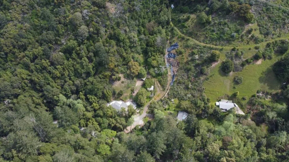 16503 Sanborn Road Saratoga, CA 95070