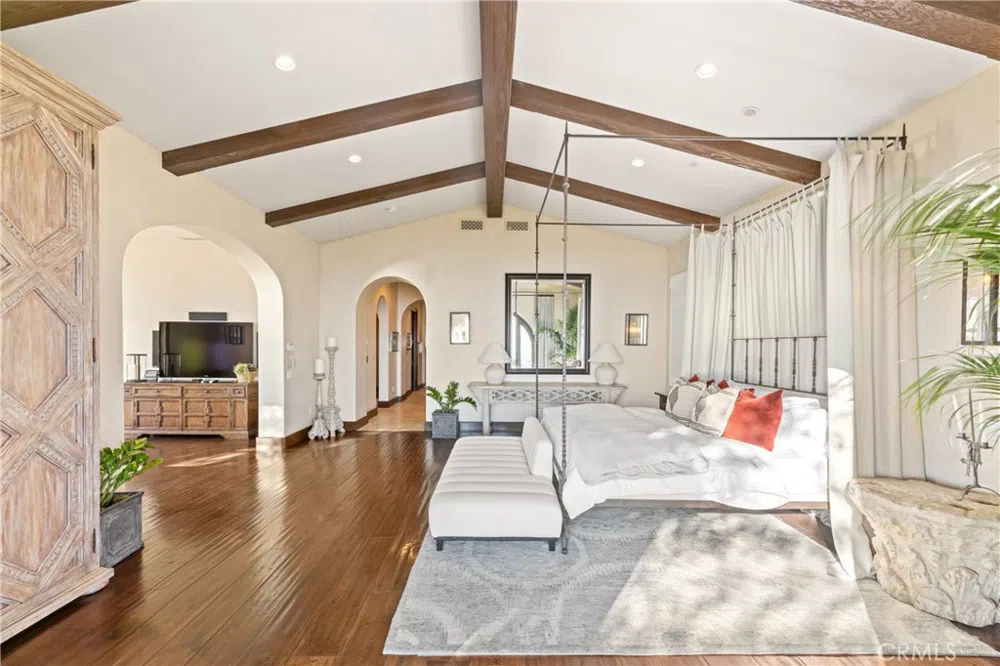 16 Shore Walk Newport Coast, CA 92657