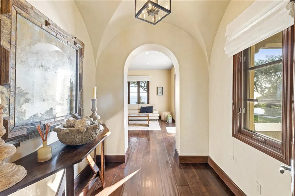 16 Shore Walk Newport Coast, CA 92657