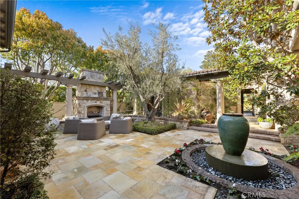 16 Shore Walk Newport Coast, CA 92657