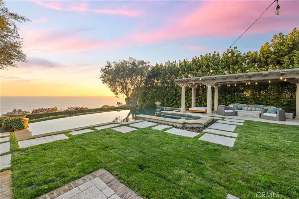 16 Shore Walk Newport Coast, CA 92657