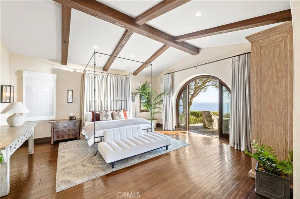 16 Shore Walk Newport Coast, CA 92657