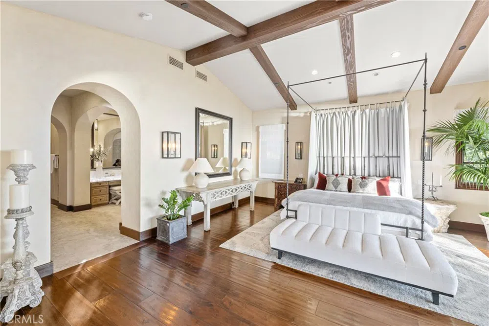16 Shore Walk Newport Coast, CA 92657