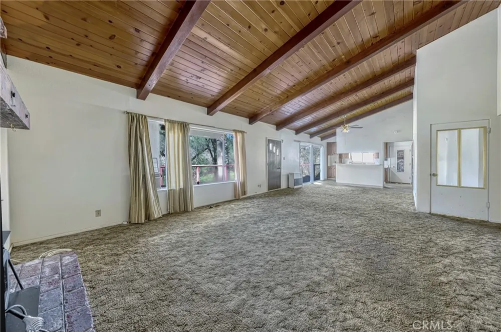 16345 Tee Road Cobb, CA 95426
