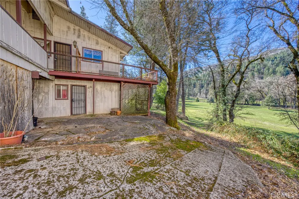 16345 Tee Road Cobb, CA 95426