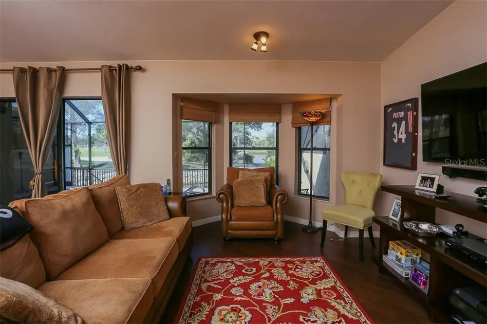 2319 HARBOUR OAKS DRIVE Longboat Key, FL 34228