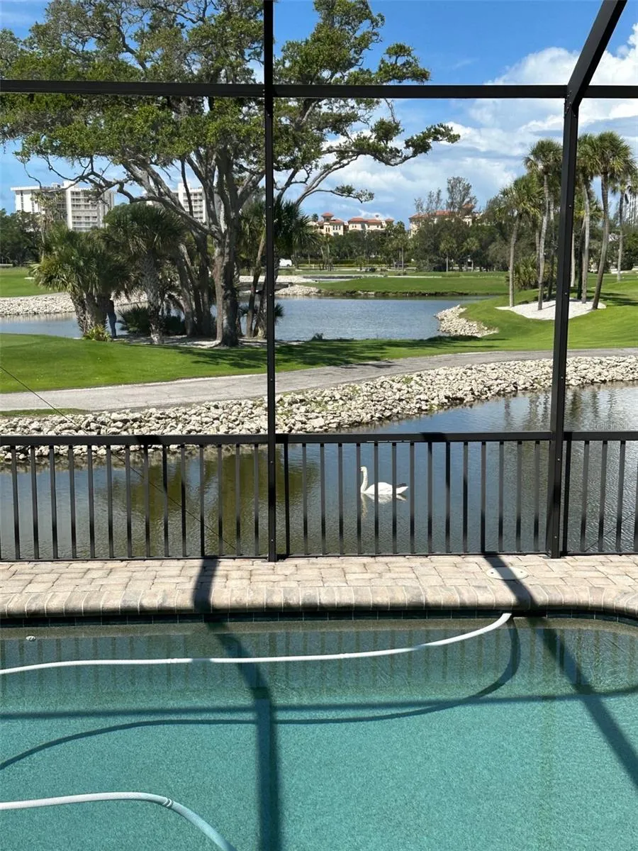 2319 HARBOUR OAKS DRIVE Longboat Key, FL 34228