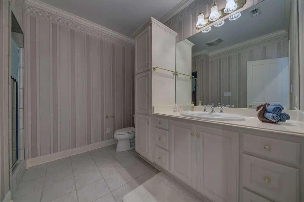 10777 Mazoch Road Weimar, TX 78962