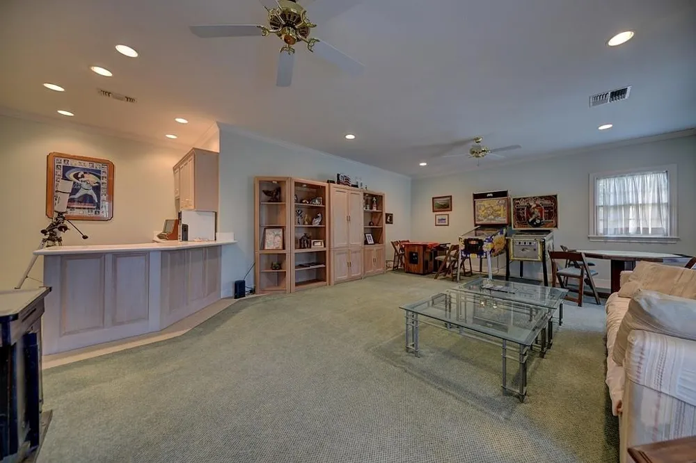 10777 Mazoch Road Weimar, TX 78962