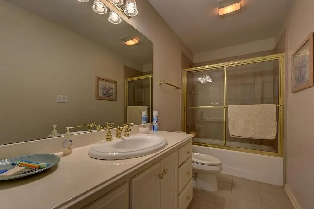 10777 Mazoch Road Weimar, TX 78962