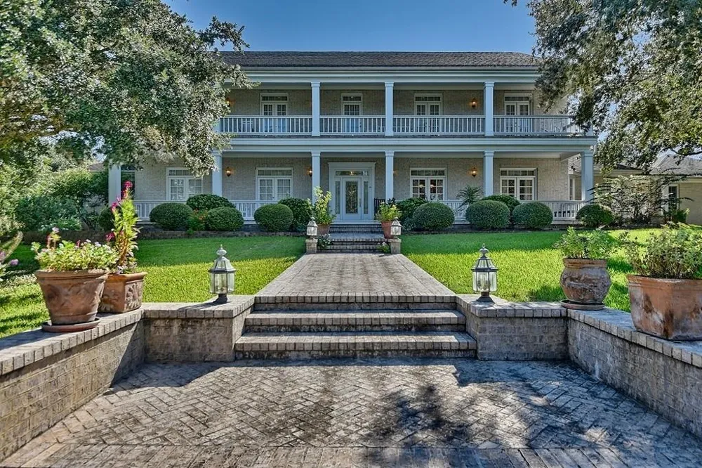 10777 Mazoch Road Weimar, TX 78962