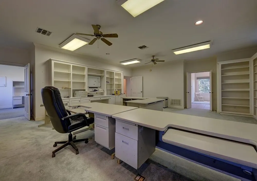 10777 Mazoch Road Weimar, TX 78962