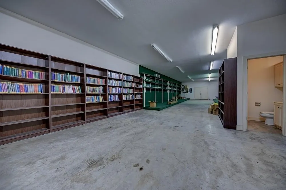 10777 Mazoch Road Weimar, TX 78962