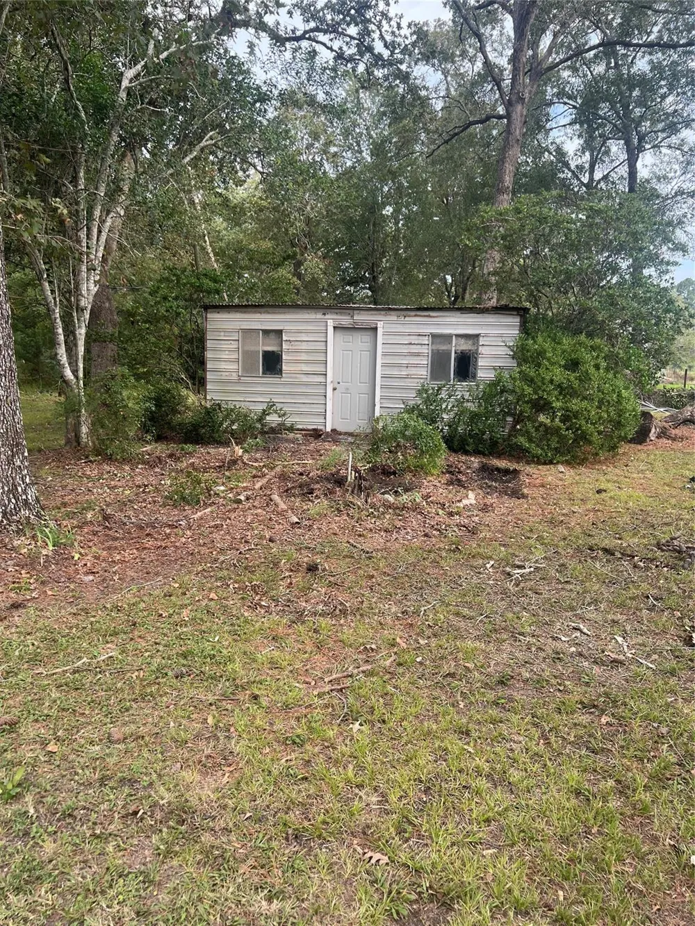 523 Petersburg Drive Goodrich, TX 77335