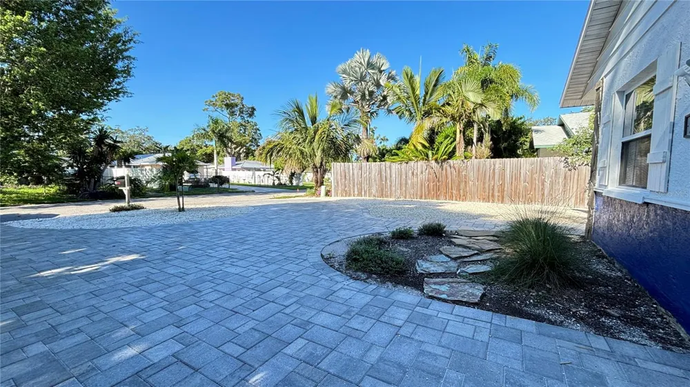 2431 LOMA LINDA STREET Sarasota, FL 34239