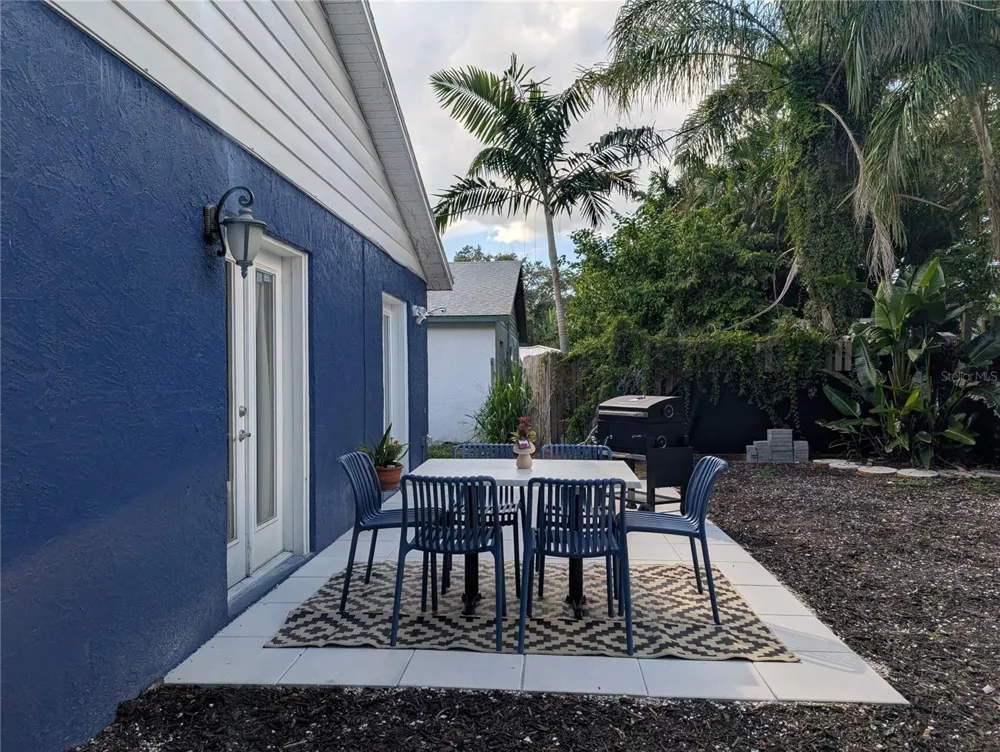 2431 LOMA LINDA STREET Sarasota, FL 34239