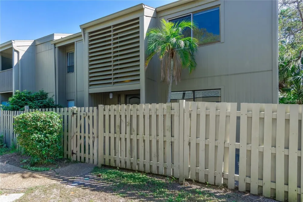 101 WOODLAND PLACE Osprey, FL 34229