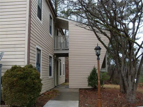 1002 Statesville Road