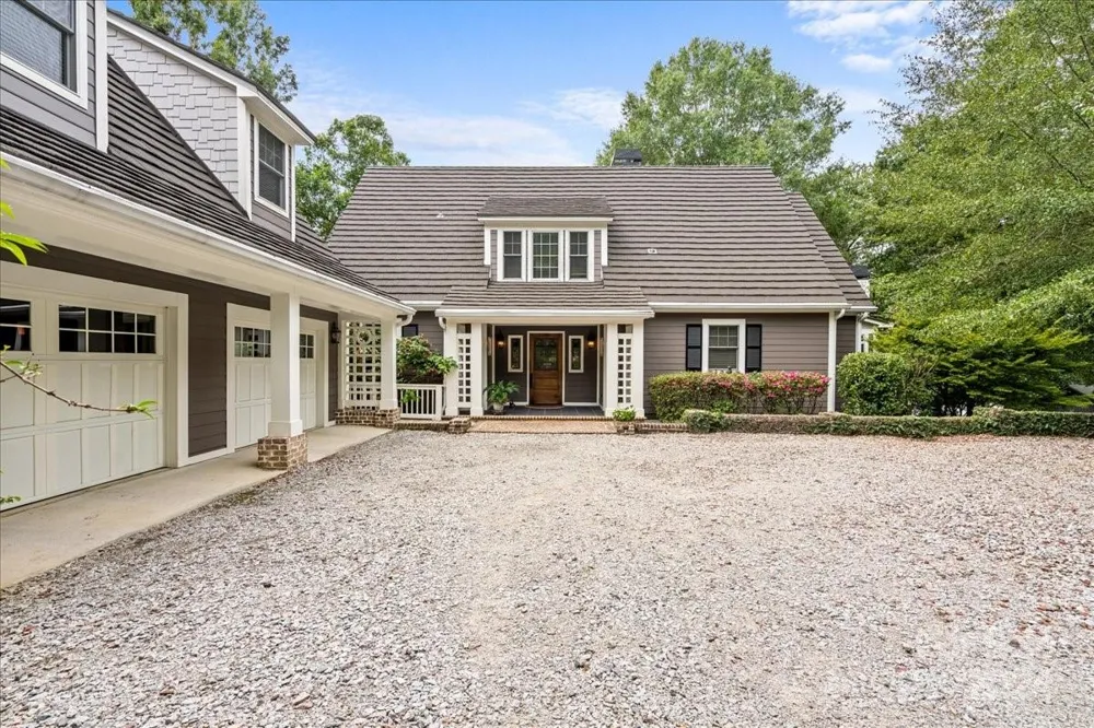 2884 Lake Road Ridgeway, SC 29130