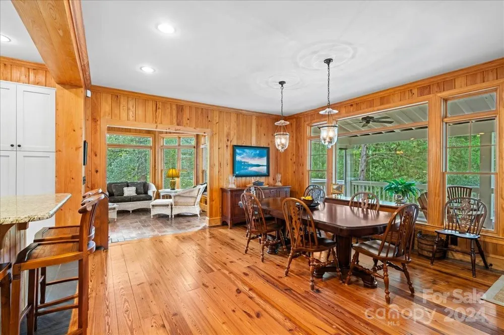 2884 Lake Road Ridgeway, SC 29130