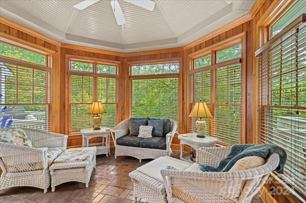 2884 Lake Road Ridgeway, SC 29130