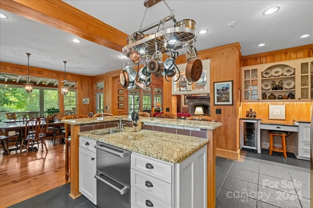 2884 Lake Road Ridgeway, SC 29130