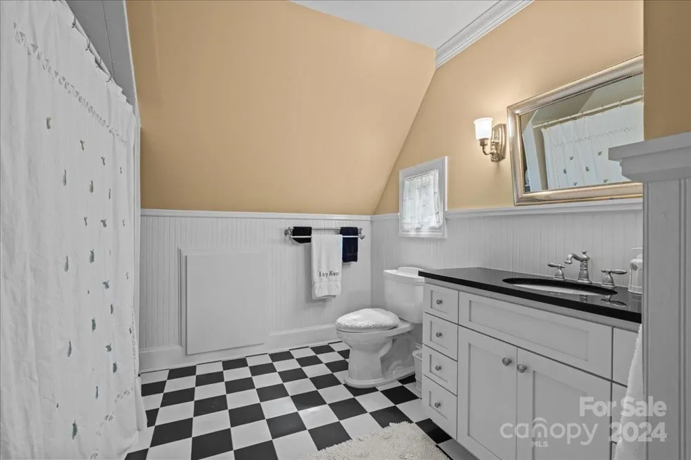 2884 Lake Road Ridgeway, SC 29130