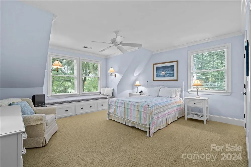 2884 Lake Road Ridgeway, SC 29130