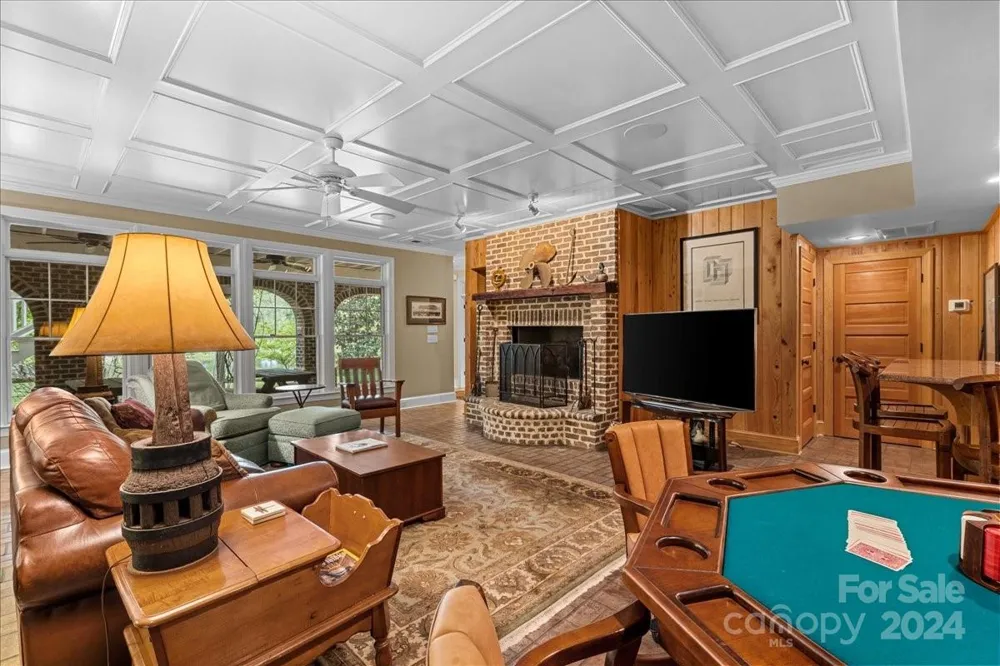2884 Lake Road Ridgeway, SC 29130