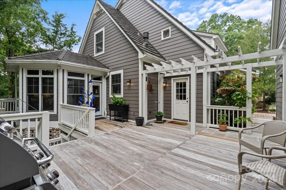 2884 Lake Road Ridgeway, SC 29130