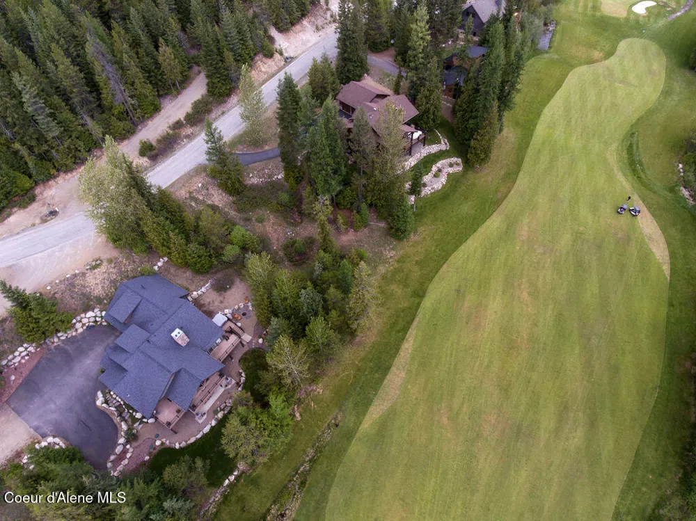 207 Long lot#4 Drive Priest Lake, ID 83856