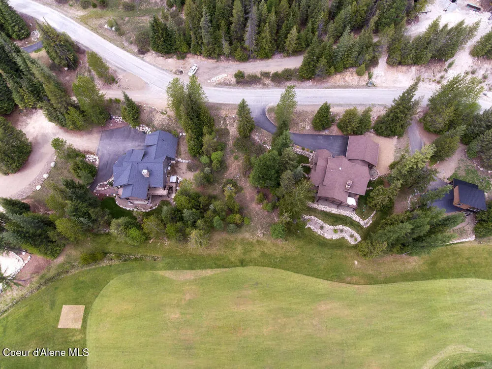 207 Long lot#4 Drive Priest Lake, ID 83856