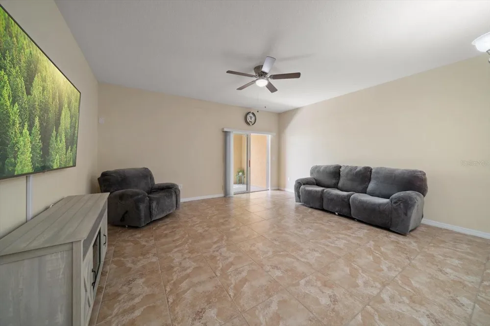 2011 HAWKS VIEW DRIVE Ruskin, FL 33570