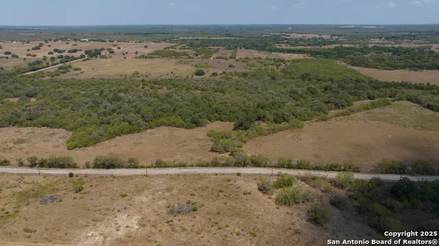 TRACT 4 West King Lane Beeville, TX 78142