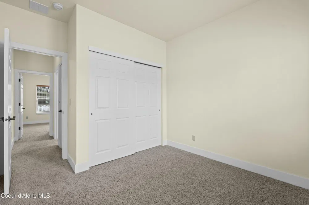 424 Becker Lane Dover, ID 83825