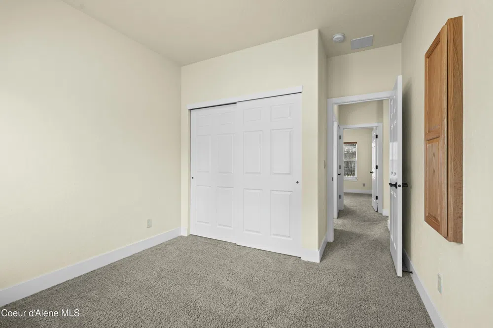 424 Becker Lane Dover, ID 83825