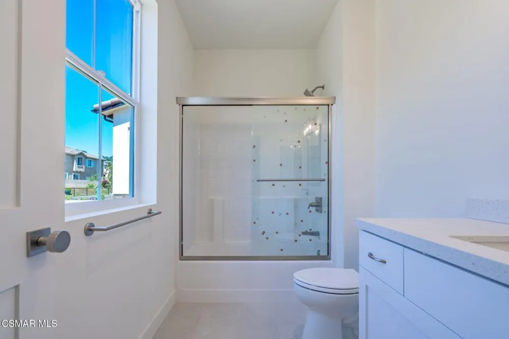 4687 Summit Avenue Simi Valley, CA 93063