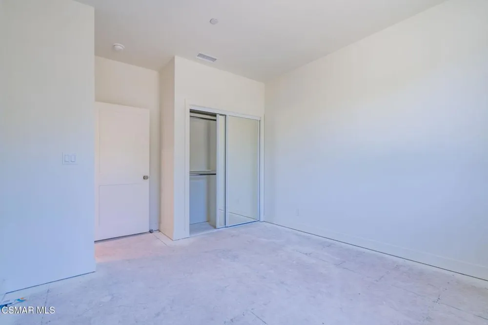 4687 Summit Avenue Simi Valley, CA 93063