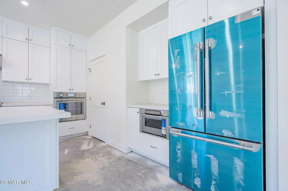 4687 Summit Avenue Simi Valley, CA 93063