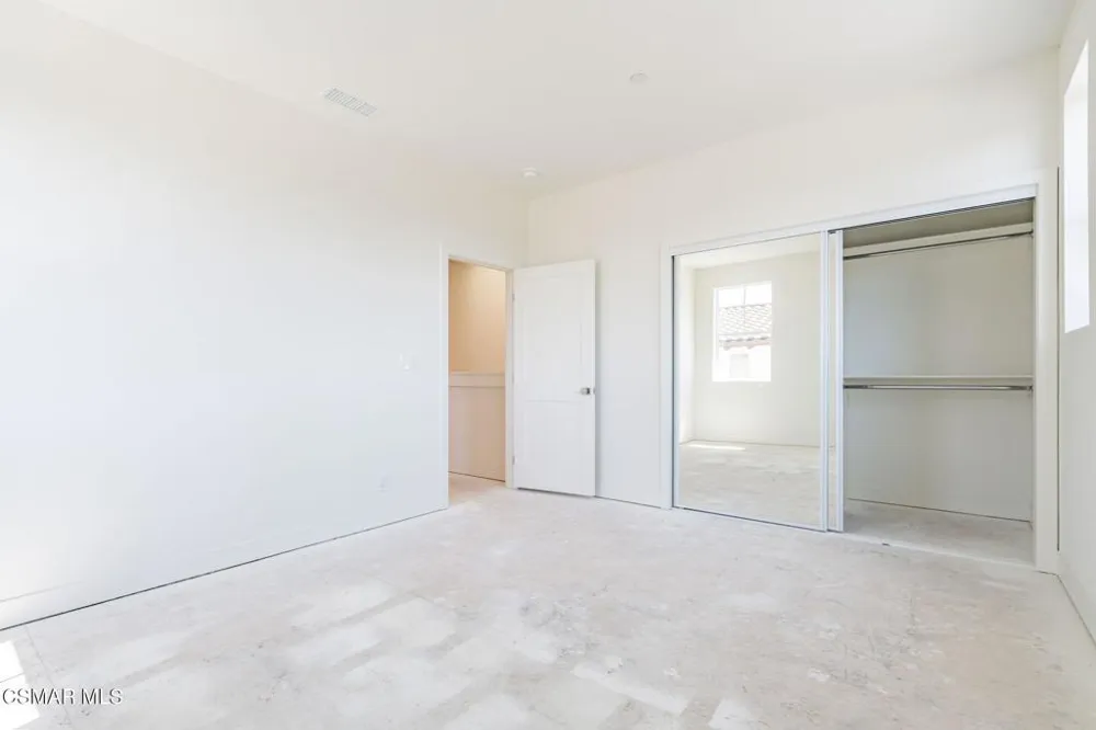 4687 Summit Avenue Simi Valley, CA 93063