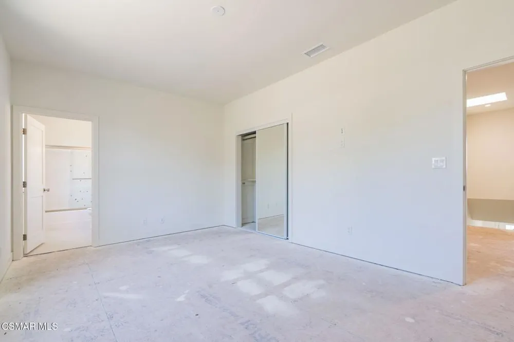 4687 Summit Avenue Simi Valley, CA 93063
