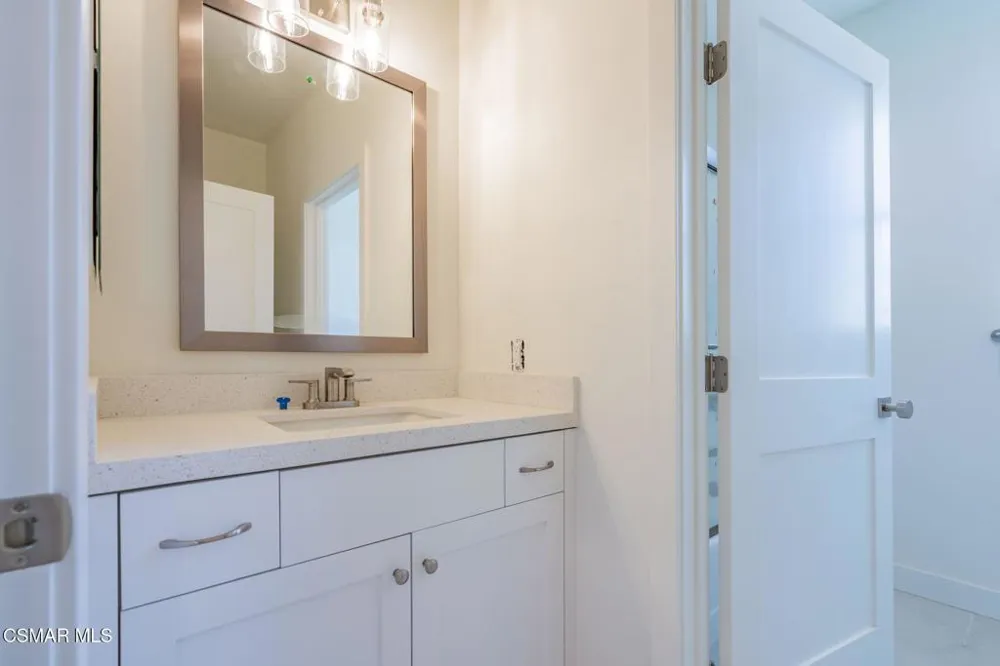 4687 Summit Avenue Simi Valley, CA 93063