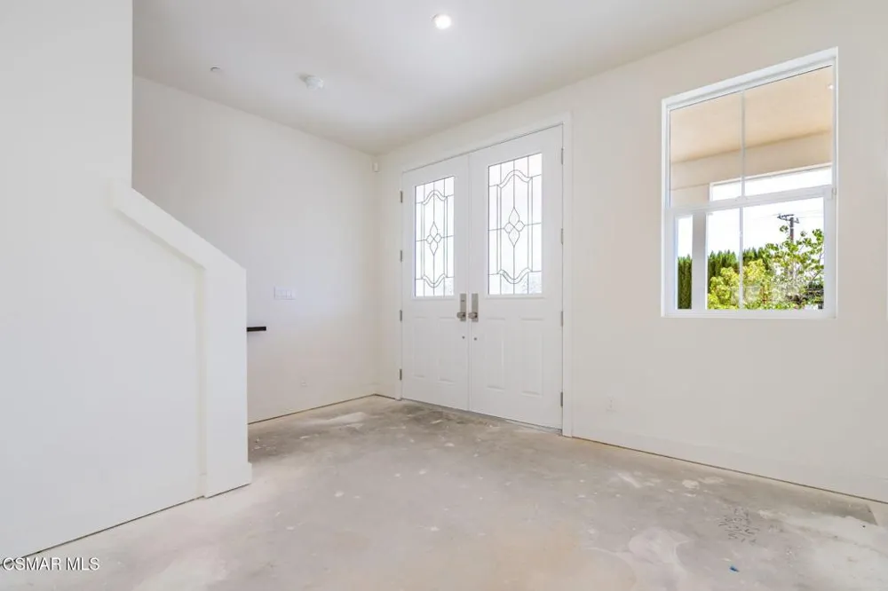 4687 Summit Avenue Simi Valley, CA 93063