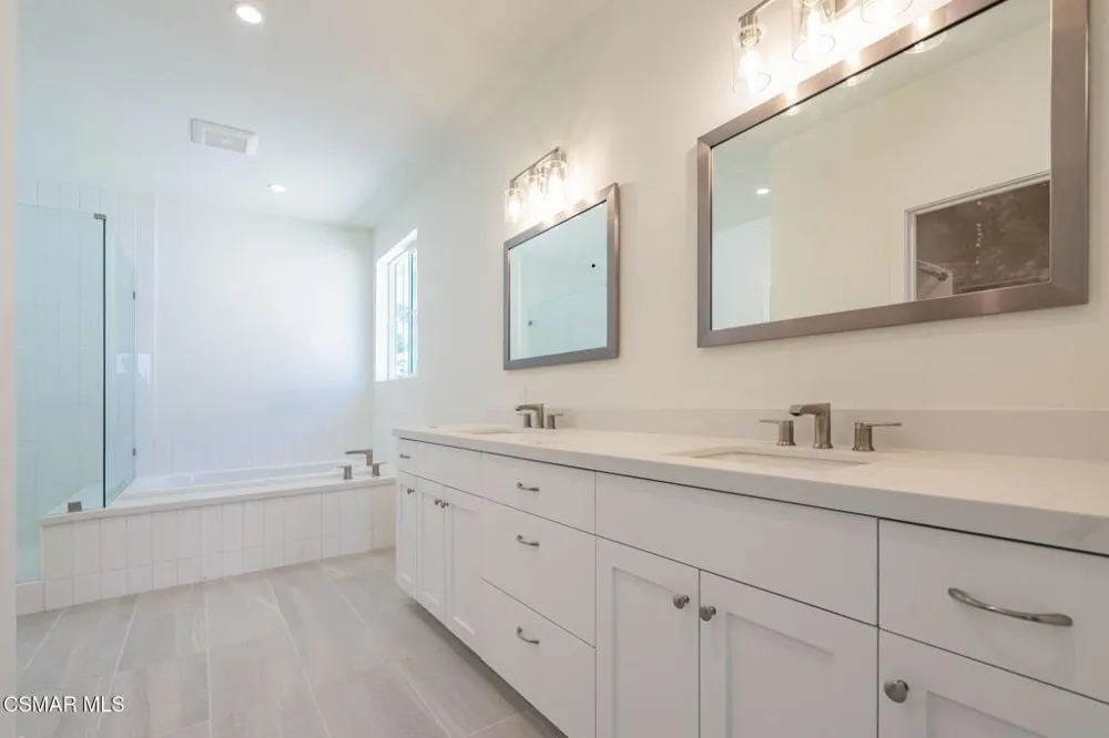 4687 Summit Avenue Simi Valley, CA 93063