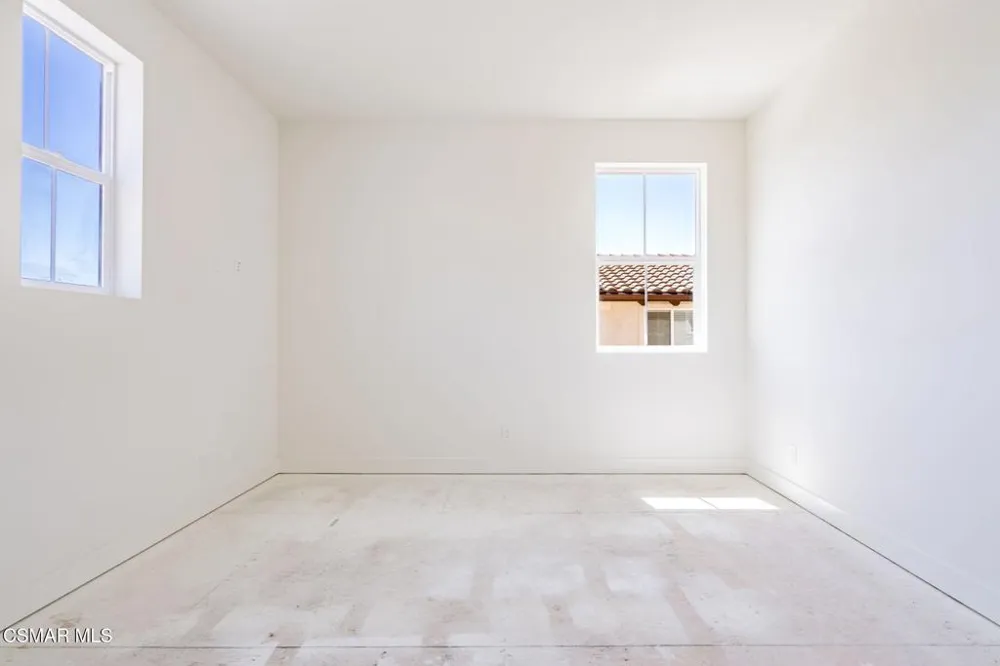 4687 Summit Avenue Simi Valley, CA 93063