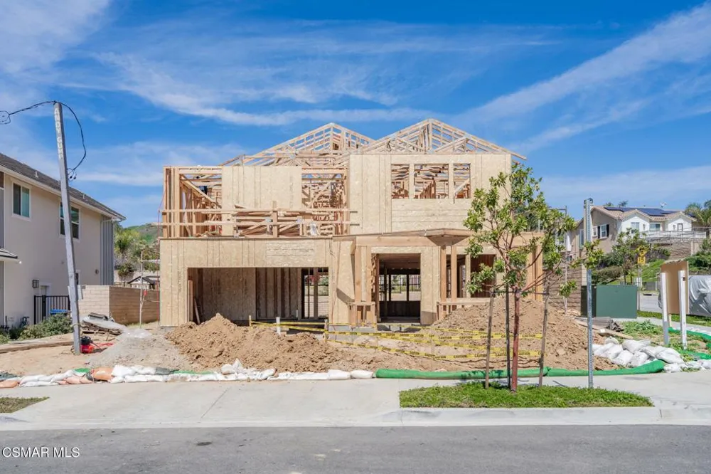 4699 Summit Avenue Simi Valley, CA 93063