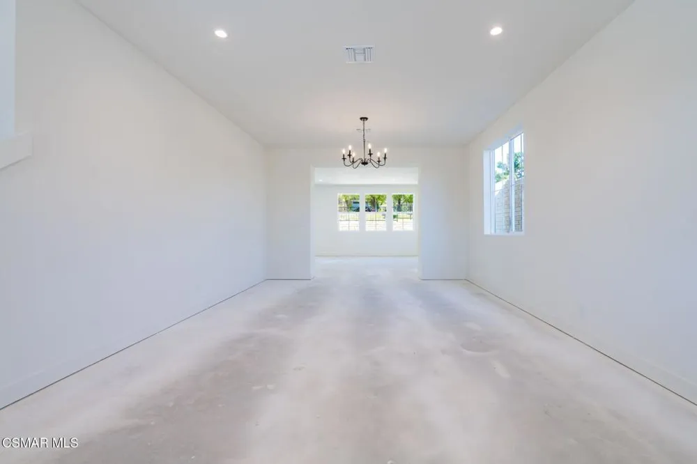 4699 Summit Avenue Simi Valley, CA 93063