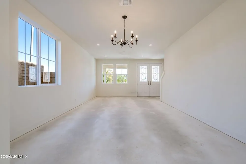 4699 Summit Avenue Simi Valley, CA 93063