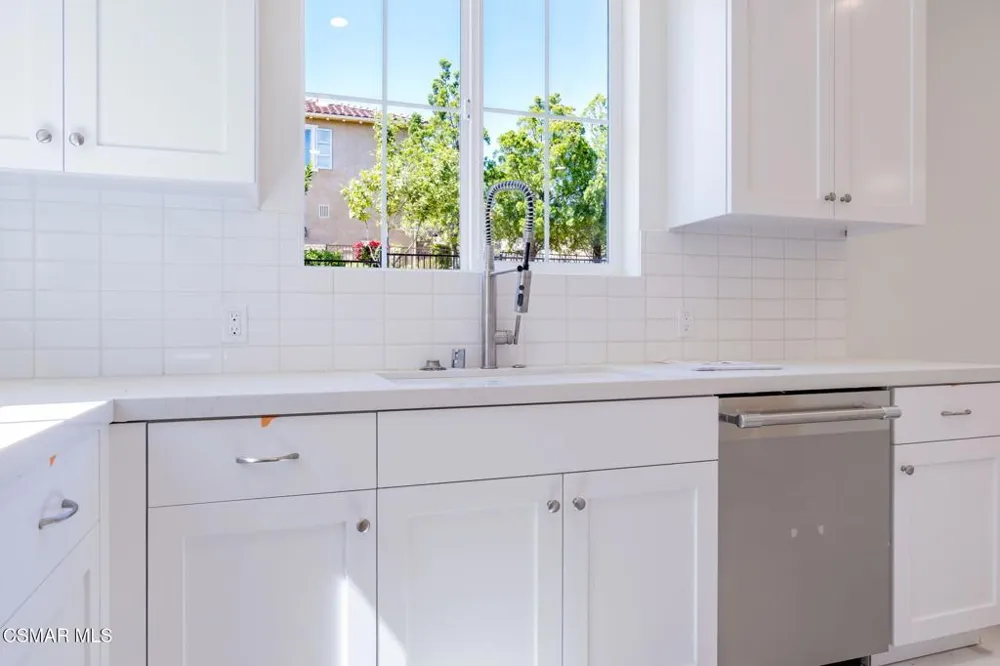 4699 Summit Avenue Simi Valley, CA 93063